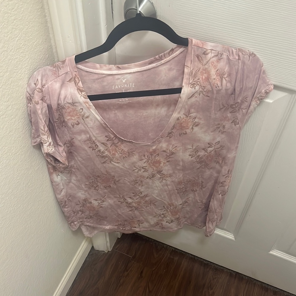 American Eagle soft flowery top